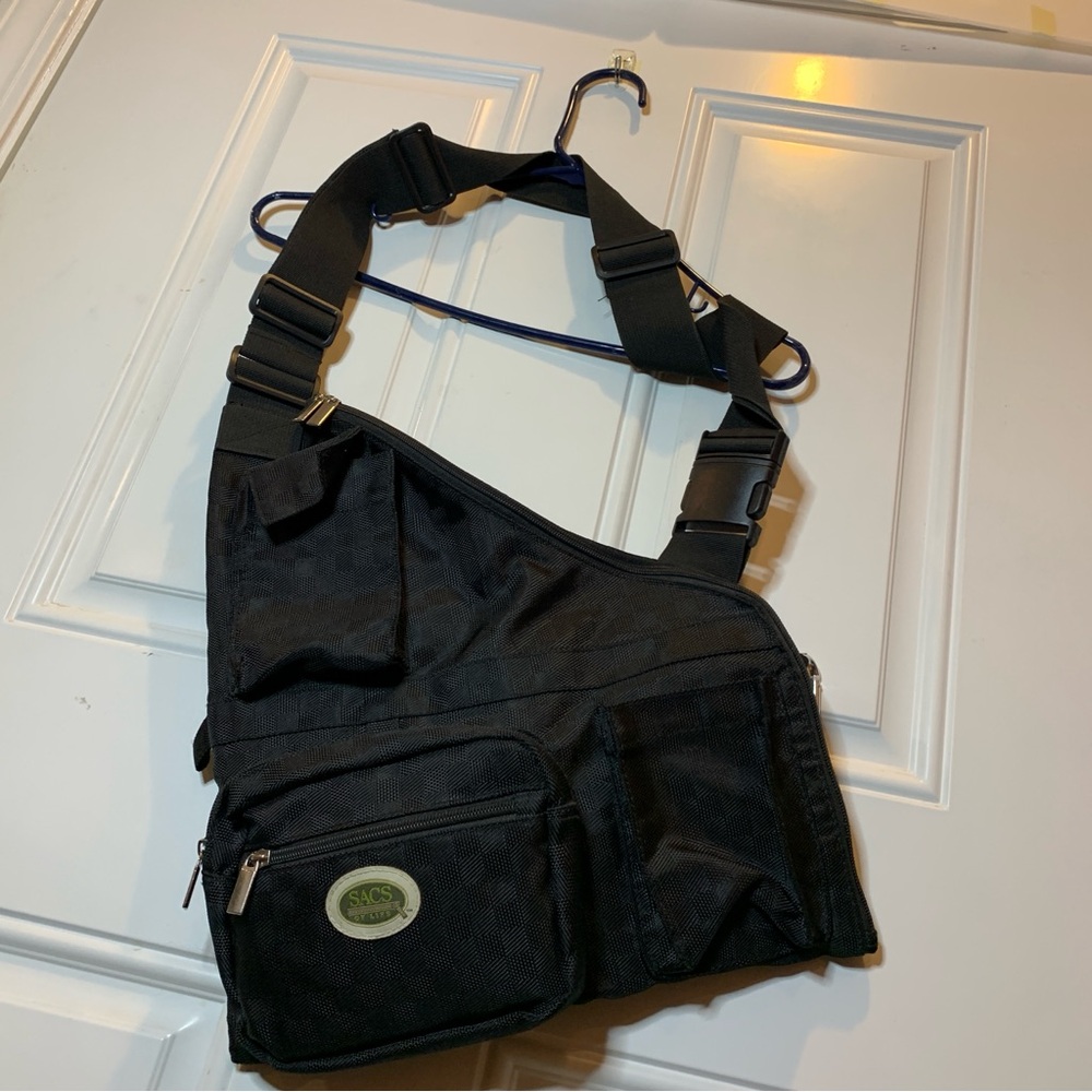 Metro Earth Sacs of Life Black Crossbody Sling Bag with Reusable Shopping Bag